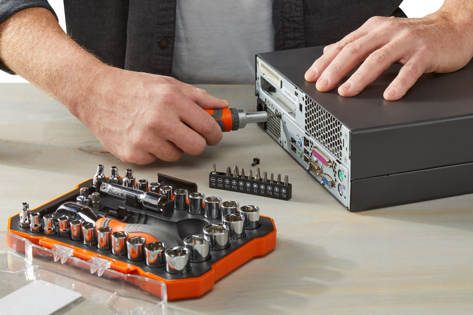 Home Repair Tool & Socket Set, 43-pc X5K5 - product image 6