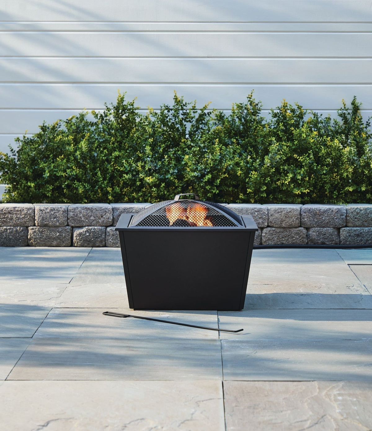 Lyall Square Outdoor Wood Firepit, 20-in, Black I5G3 - product image 6