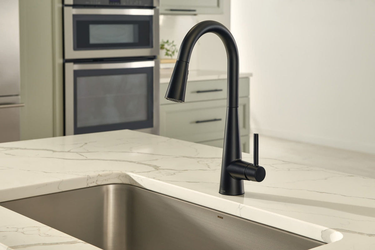 Sleek Single Handle High Arc Pull Down Sprayer Kitchen Faucet with Power Boost, Matte Black B3R8 - product image 3